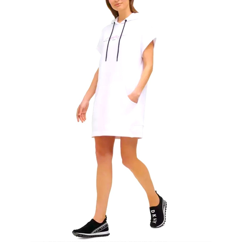 🏃🏽‍♀️ DKNY Sport Women’s Hooded Sneaker Dress. Color: White